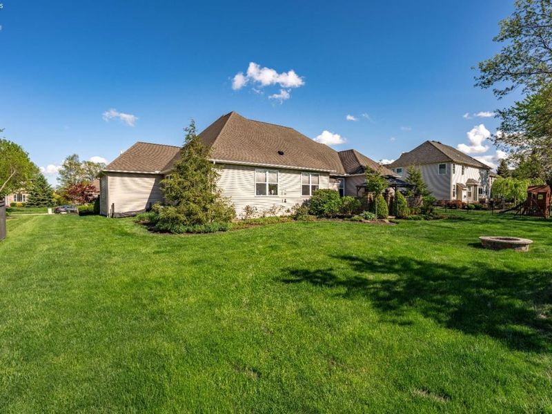 2580 Fairfield Drive, Avon, OH 44011 Photo 7