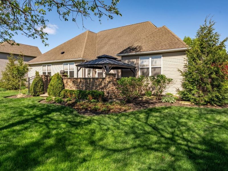 2580 Fairfield Drive, Avon, OH 44011 Photo 8