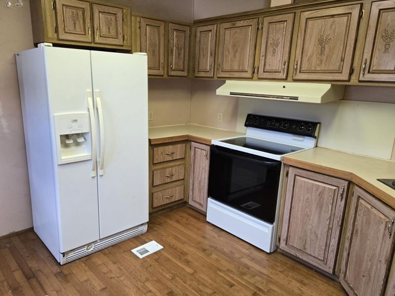 60 N State Route 101, Unit 77, Tiffin, OH 44883 Photo 11