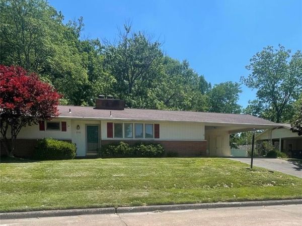 1715 Westridge Drive , Cape Girardeau, MO 63701
