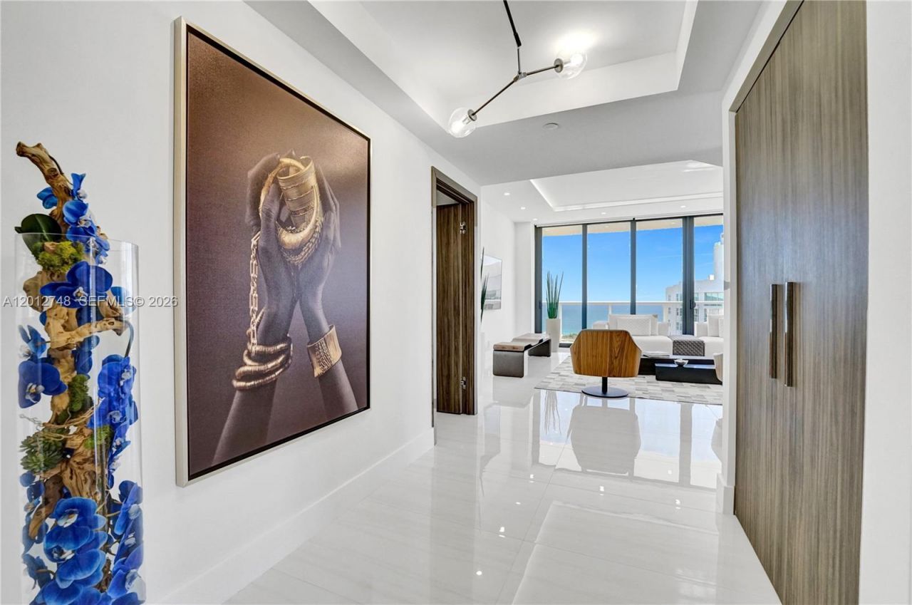 20281 E Country Club Dr, Unit PH14, Aventura, FL 33180 Photo