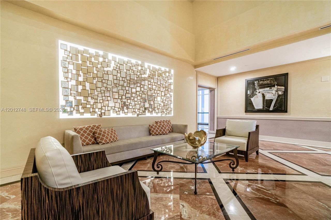 20281 E Country Club Dr, Unit PH14, Aventura, FL 33180 Photo