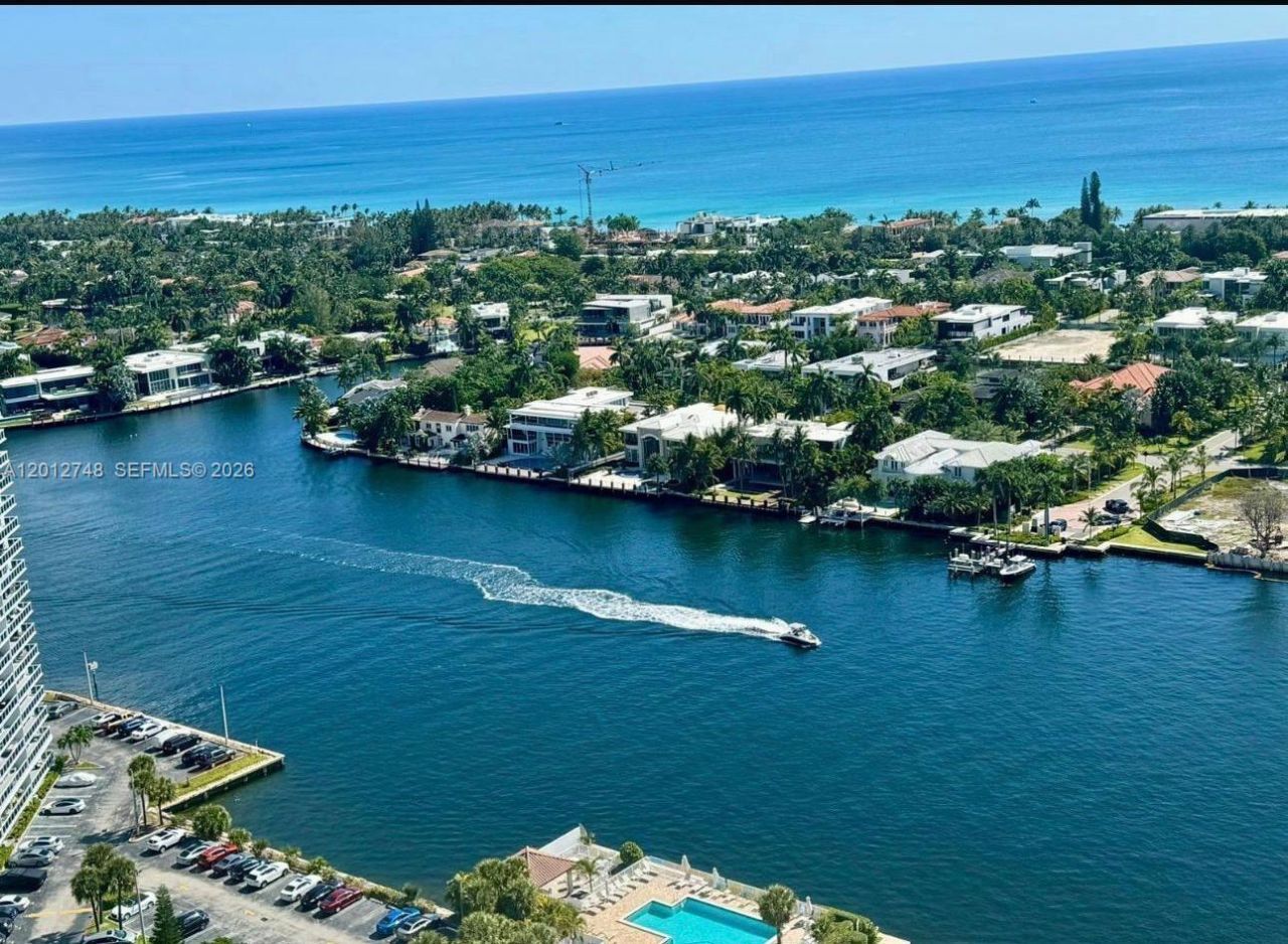 20281 E Country Club Dr, Unit PH14, Aventura, FL 33180 Photo
