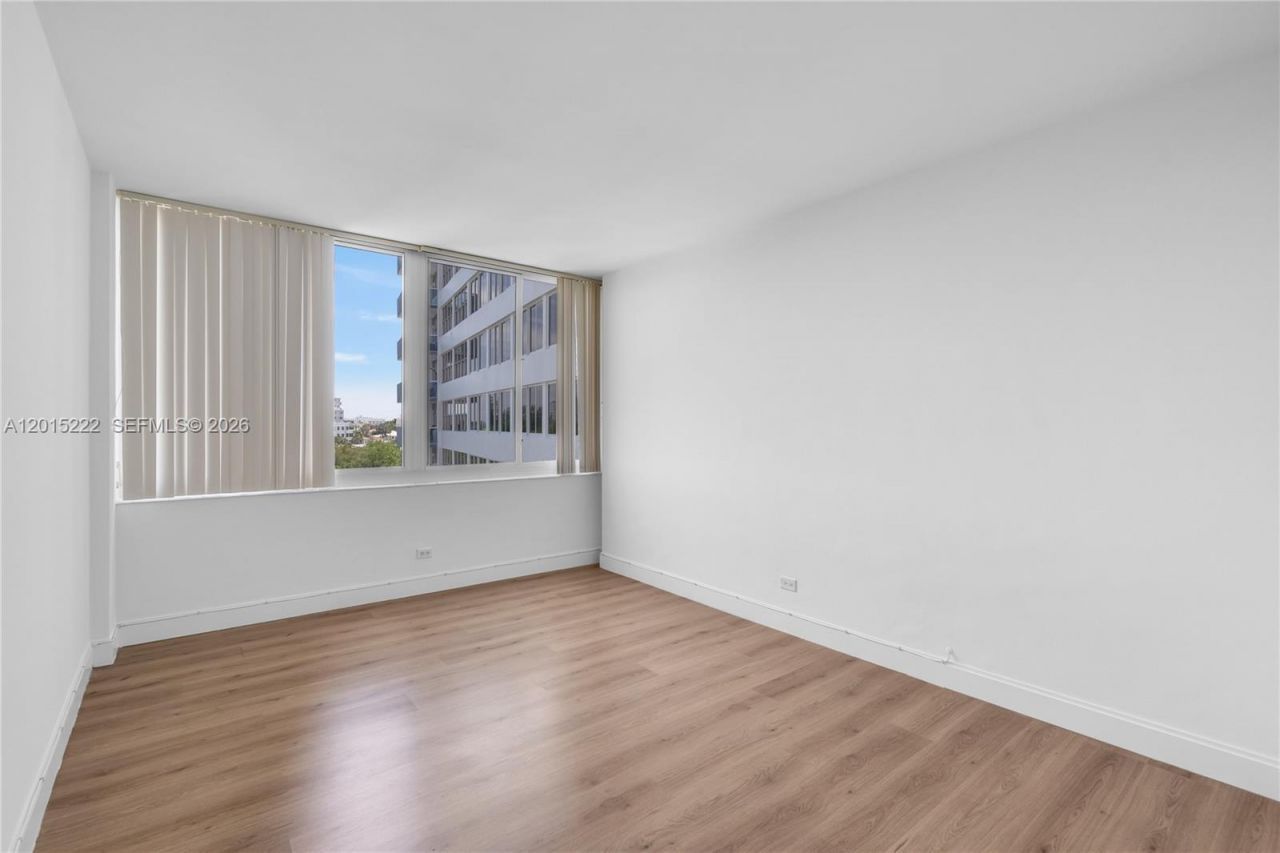 7441 Wayne Ave, Unit 4G, Miami Beach, FL 33141 Photo