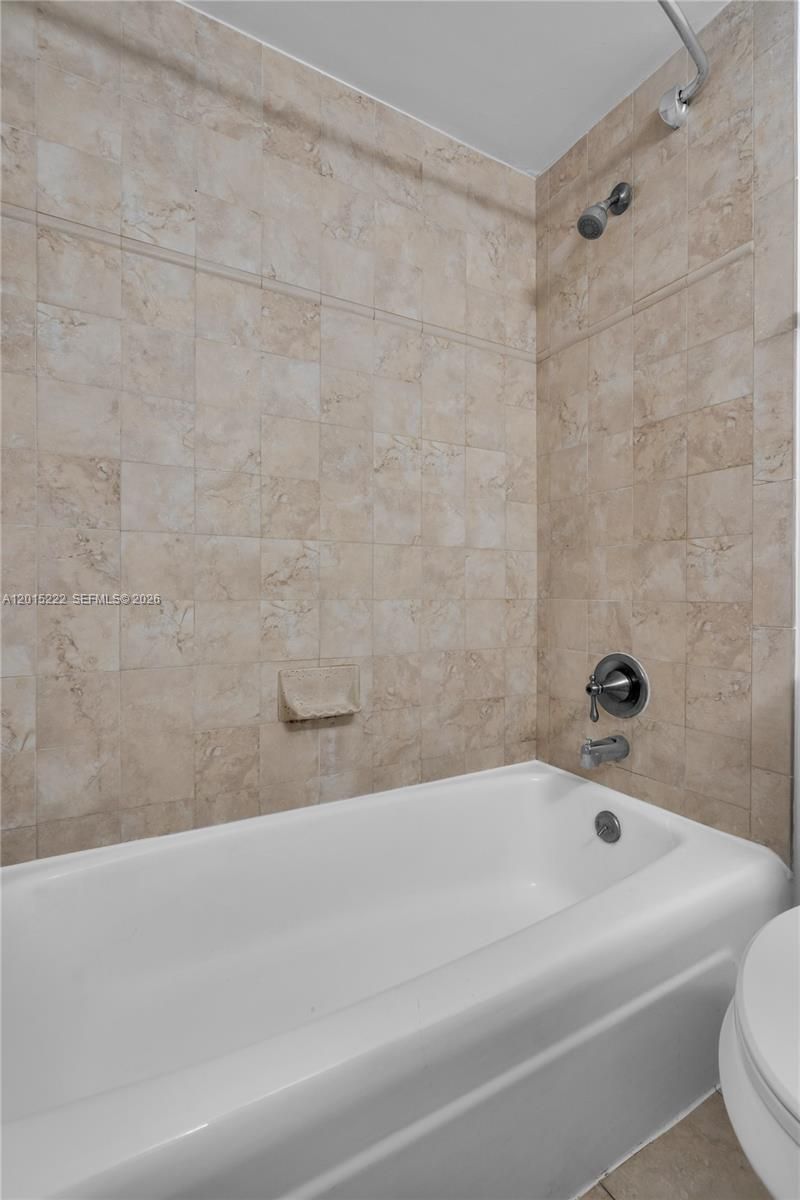 7441 Wayne Ave, Unit 4G, Miami Beach, FL 33141 Photo