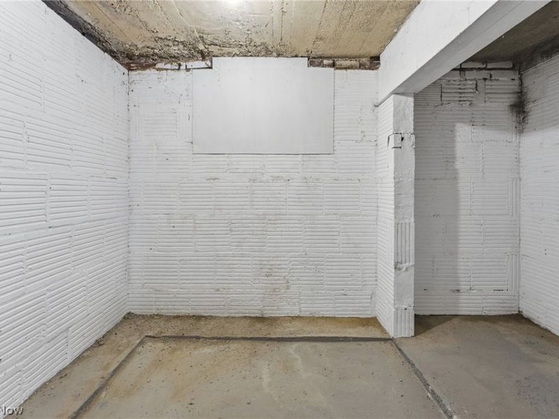 201 N Cleveland Massillon Road, Akron, OH 44333 Photo 48