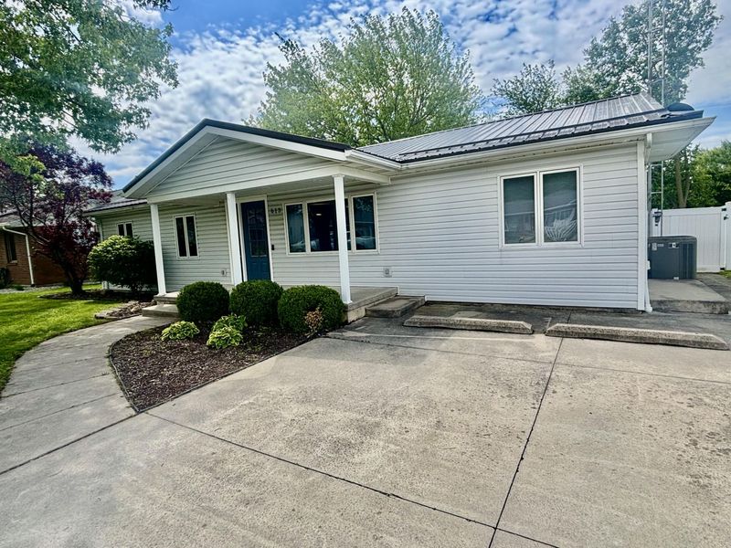 613 Fairview Drive, Coldwater, OH 45828 Photo 2