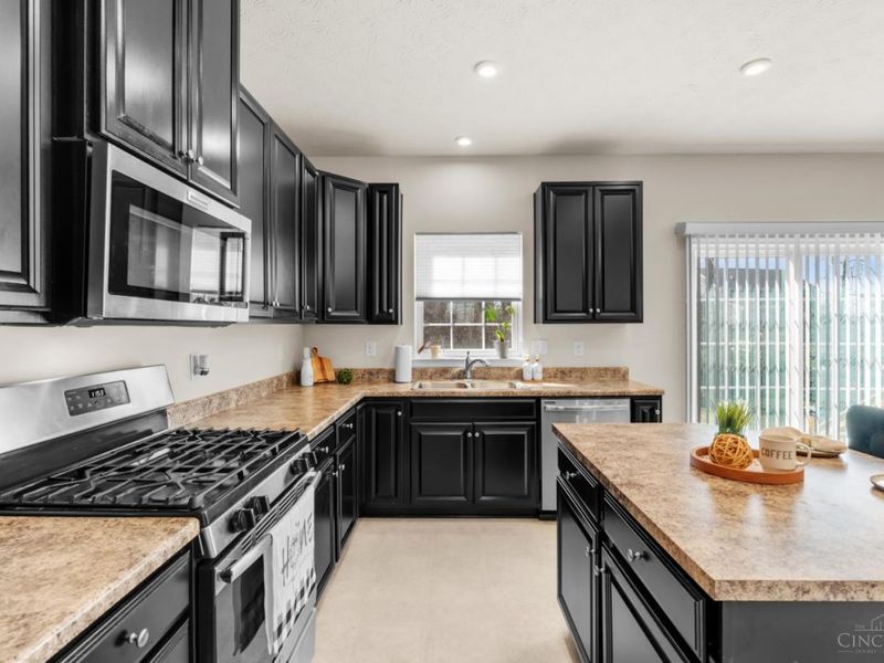 9562 Aspen Brook Court, Springboro, OH 45458 Photo 12