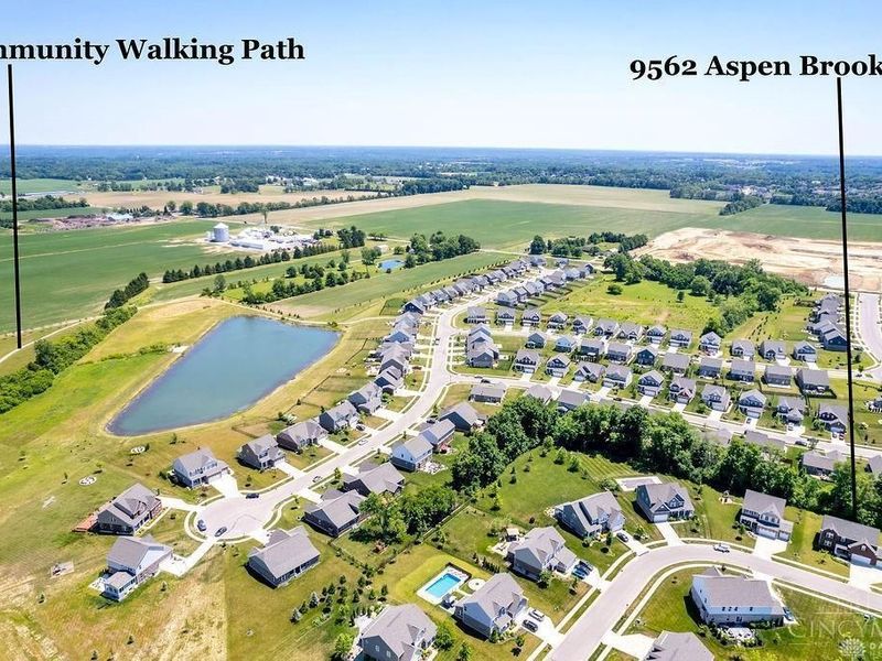 9562 Aspen Brook Court, Springboro, OH 45458 Photo 5