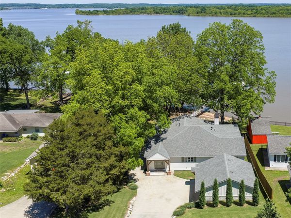 1205 Red Bud Drive, Grove, OK 74344