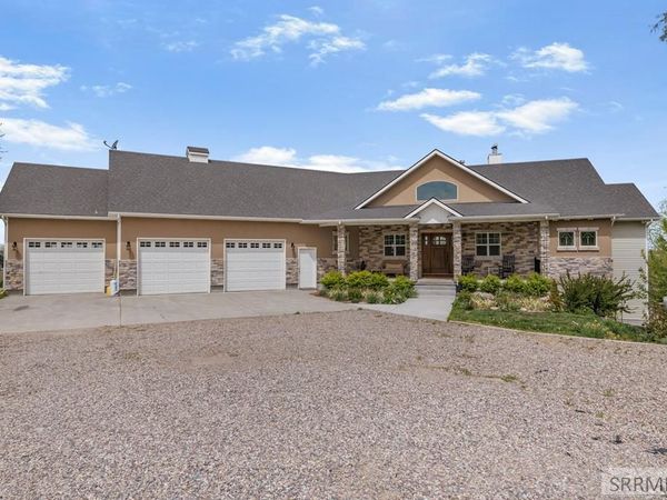 1190 N 1325 E, SHELLEY, ID 83274
