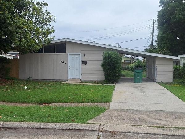 349 CHERRY BLOSSOM Lane, Terrytown, LA 70056