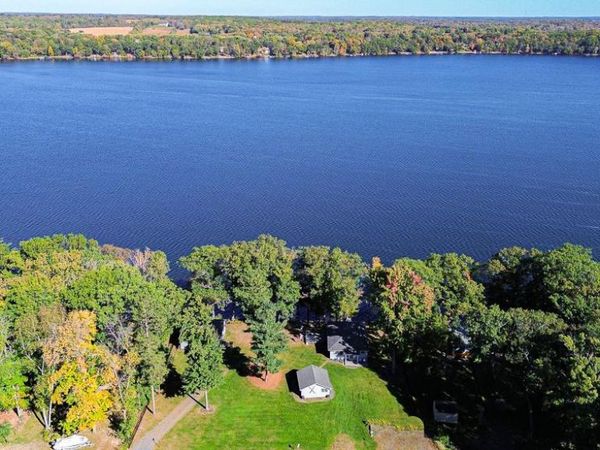 1749 133rd Avenue , Saint Croix Falls, WI 54024