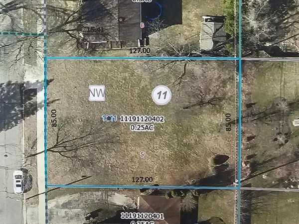 1311 N 12th Ave, West Bend, WI 53090