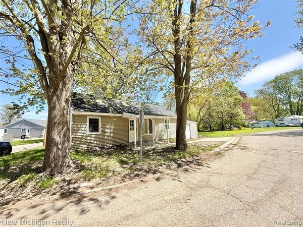300 Georgia Drive, Elba Twp, MI 48446