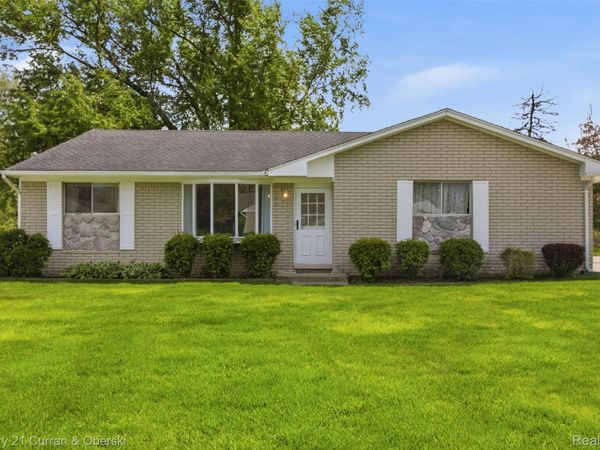 23293 W Le Bost Drive, Novi, Mi 48375