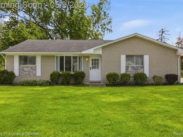23293 W Le Bost Drive, Novi, MI 48375