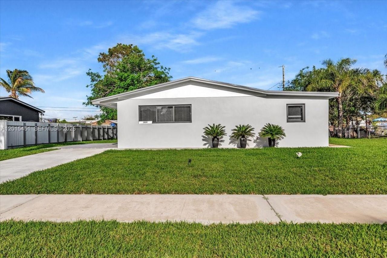 20930 NW 30th Ct, Miami Gardens, FL 33056 Photo