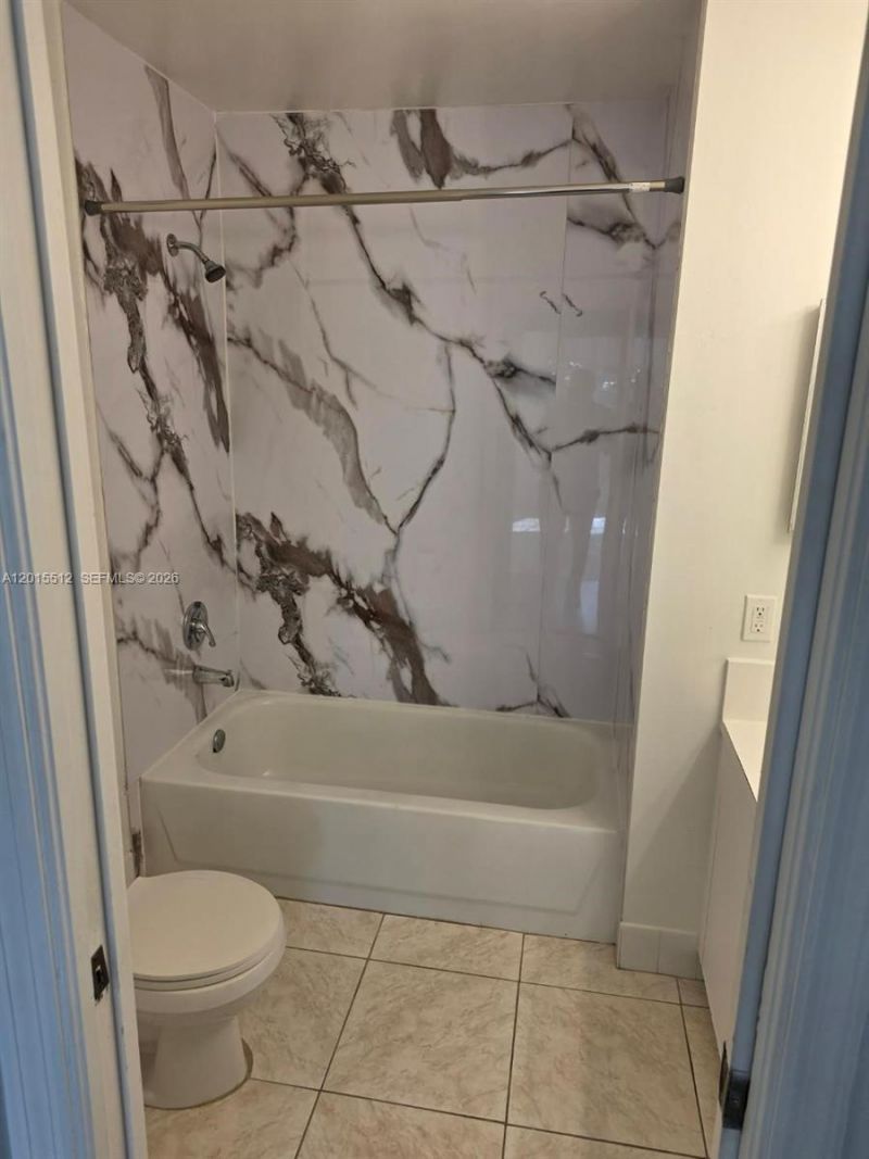 12118 Saint Andrews Pl , Unit 304, Miramar, FL 33025 Photo
