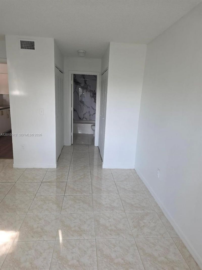 12118 Saint Andrews Pl , Unit 304, Miramar, FL 33025 Photo