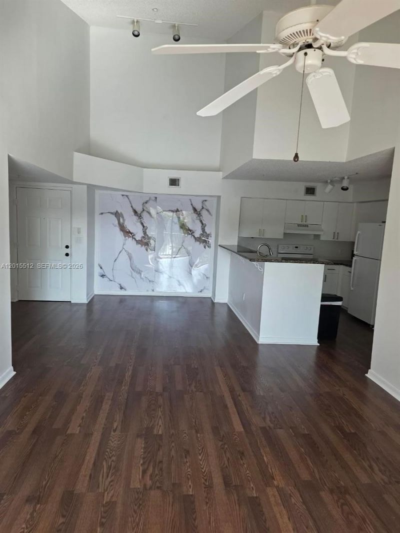 12118 Saint Andrews Pl , Unit 304, Miramar, FL 33025 Photo