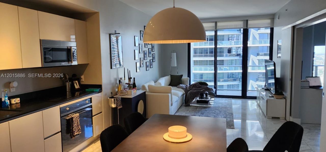 1010 Brickell Ave , Unit 4208, Miami, FL 33131 Photo