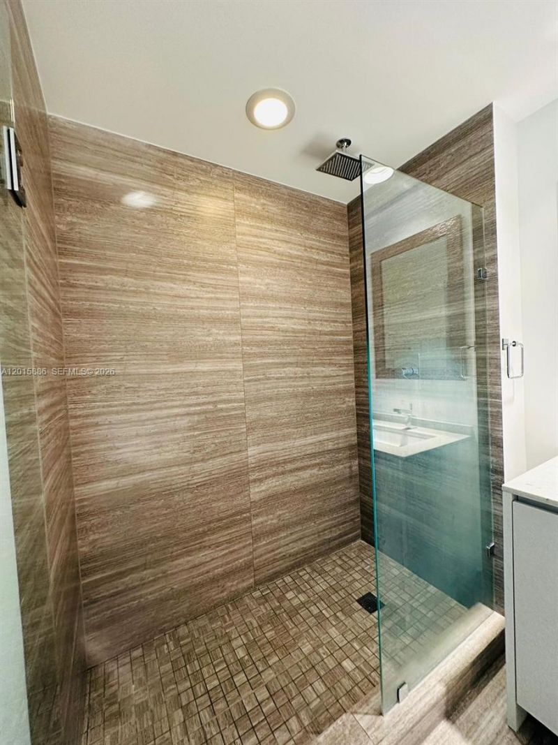 1010 Brickell Ave , Unit 4208, Miami, FL 33131 Photo