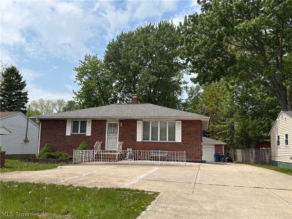 3000 Lost Nation Road , Willoughby, OH 44094