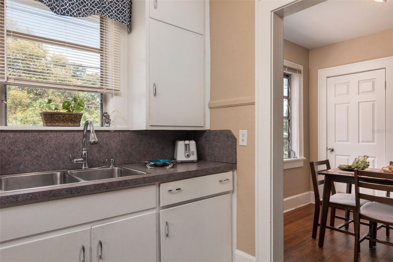3655 N 1st (upper Unit) Avenue, Saint Petersburg, FL 33713 Photo
