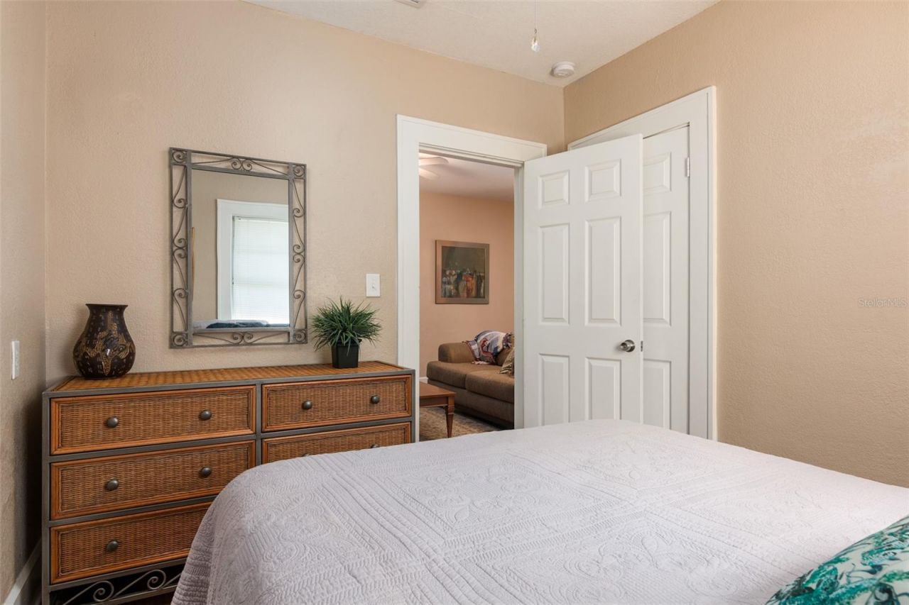 3655 N 1st (upper Unit) Avenue, Saint Petersburg, FL 33713 Photo