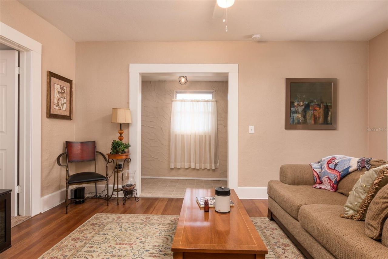 3655 N 1st (upper Unit) Avenue, Saint Petersburg, FL 33713 Photo