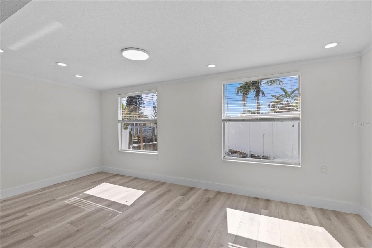 310 Westwinds Drive, Palm Harbor, FL 34683 Photo