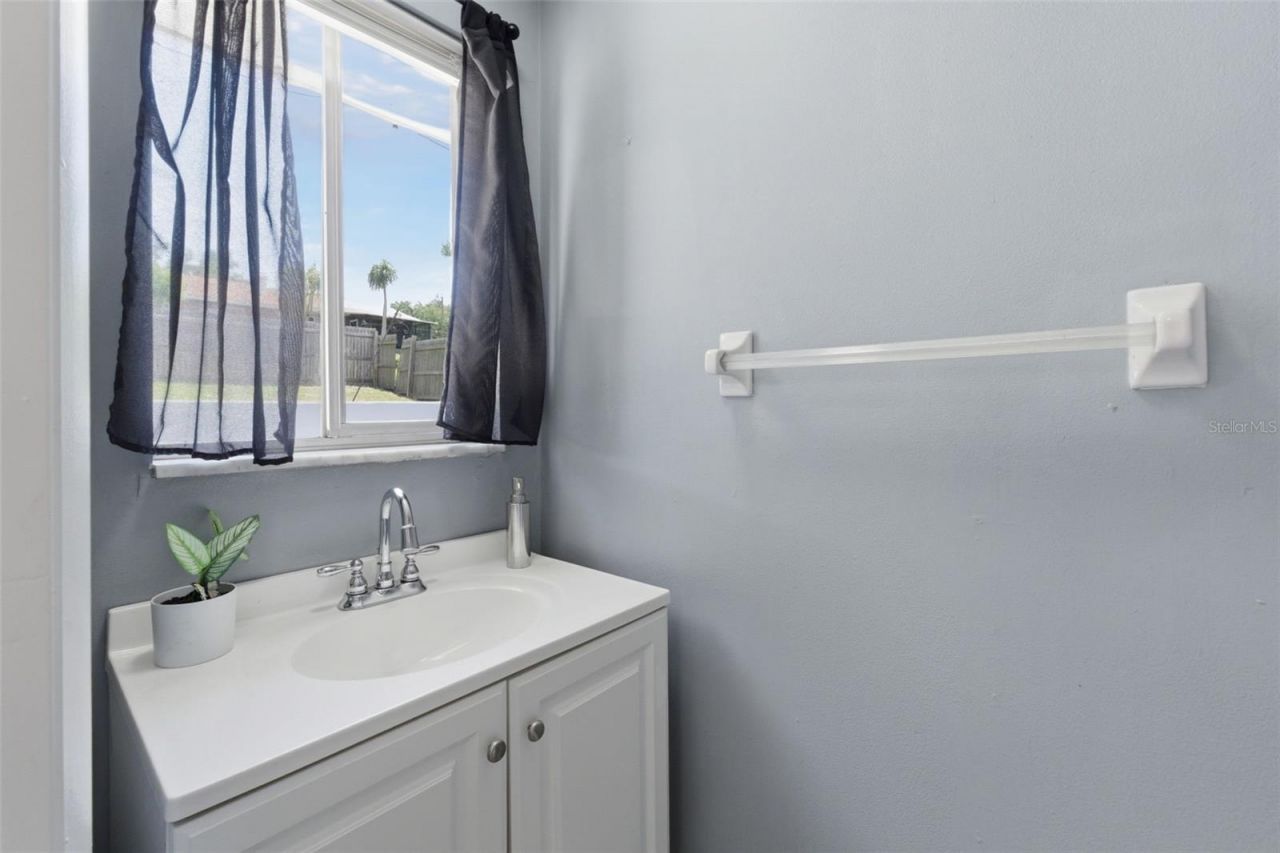 1316 Lake Ariana Boulevard , Auburndale, FL 33823 Photo