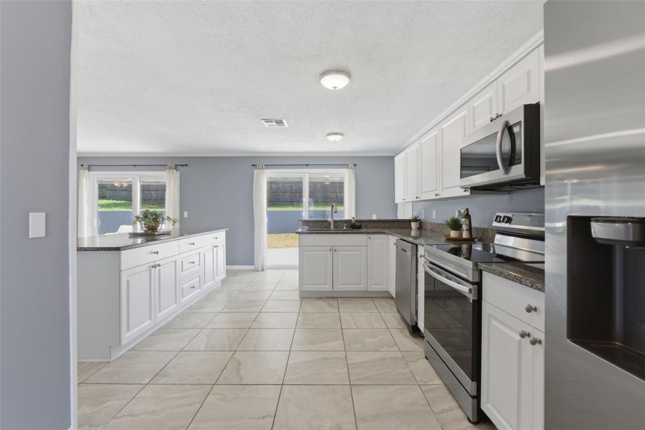 1316 Lake Ariana Boulevard , Auburndale, FL 33823 Photo