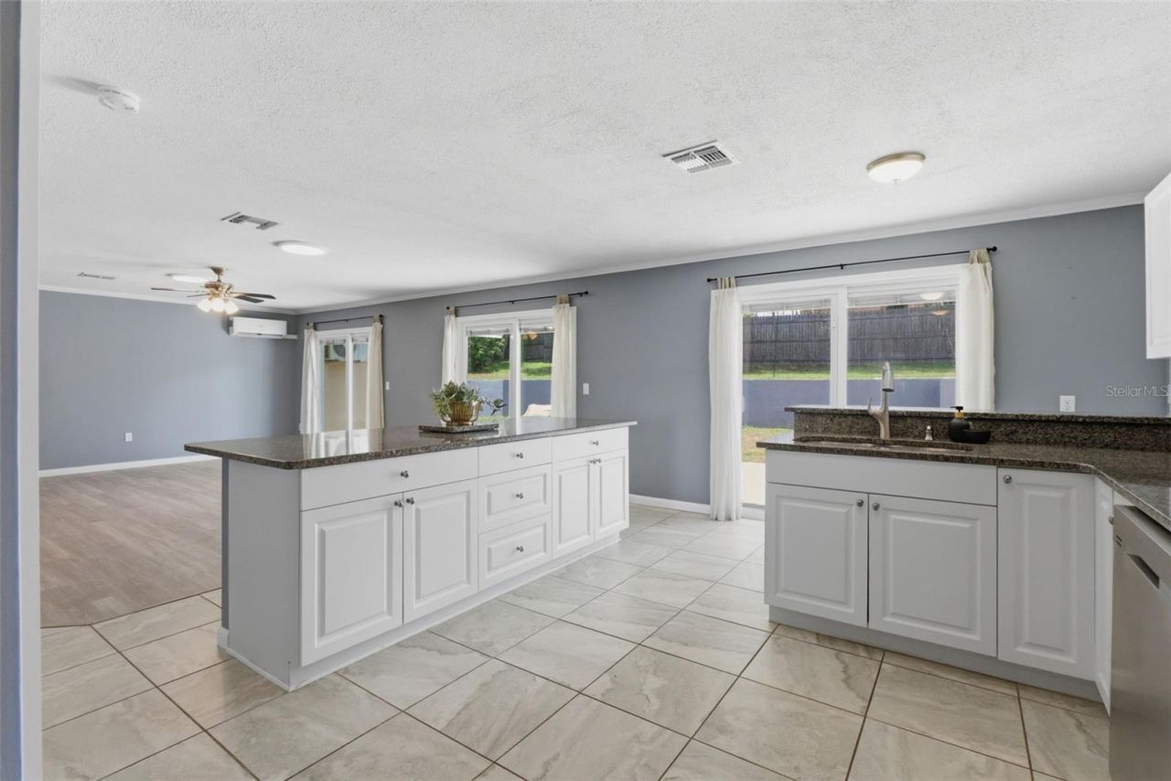 1316 Lake Ariana Boulevard , Auburndale, FL 33823 Photo