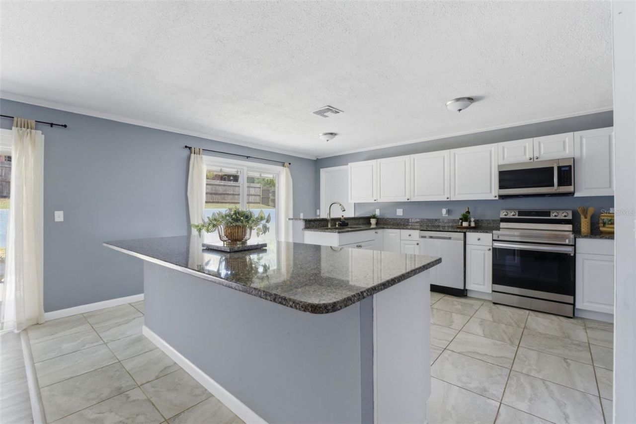 1316 Lake Ariana Boulevard , Auburndale, FL 33823 Photo
