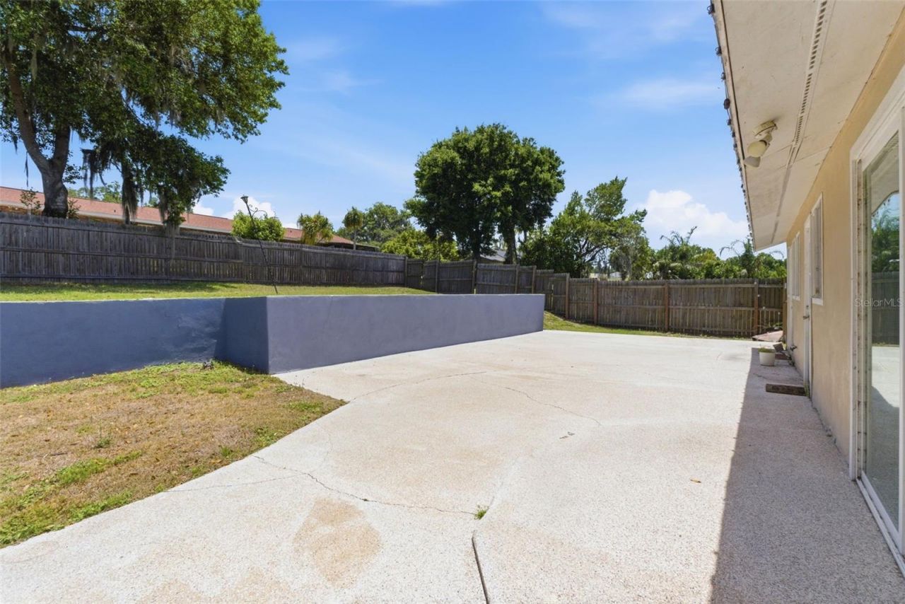 1316 Lake Ariana Boulevard , Auburndale, FL 33823 Photo