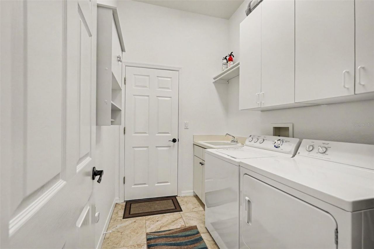 8689 Mississippi Run , Weeki Wachee, FL 34613 Photo