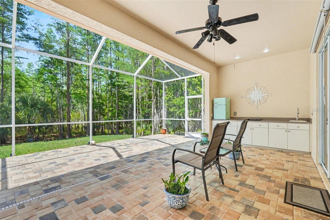 8689 Mississippi Run , Weeki Wachee, FL 34613 Photo