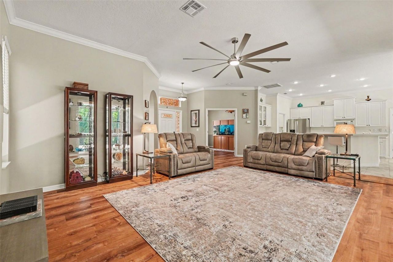 8689 Mississippi Run , Weeki Wachee, FL 34613 Photo