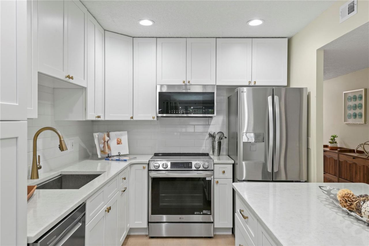 894 Jonathan Way, Unit 3B, Altamonte Springs, FL 32701 Photo