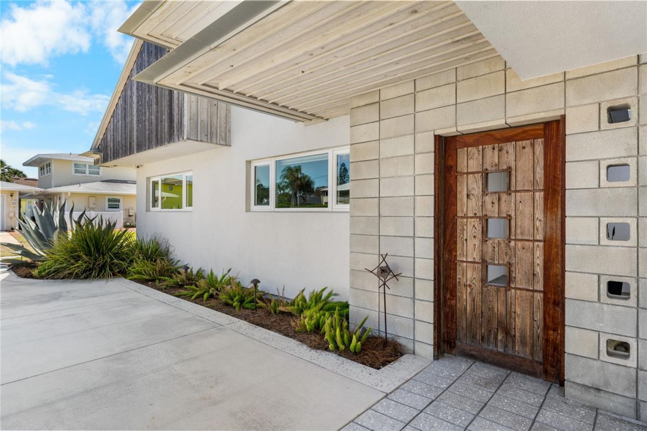 1800 N Indian River Road, New Smyrna Beach, FL 32169 Photo