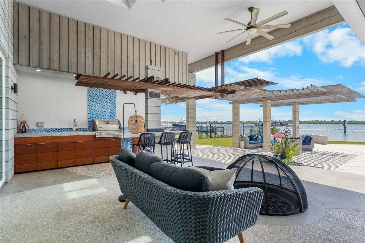 1800 N Indian River Road, New Smyrna Beach, FL 32169 Photo