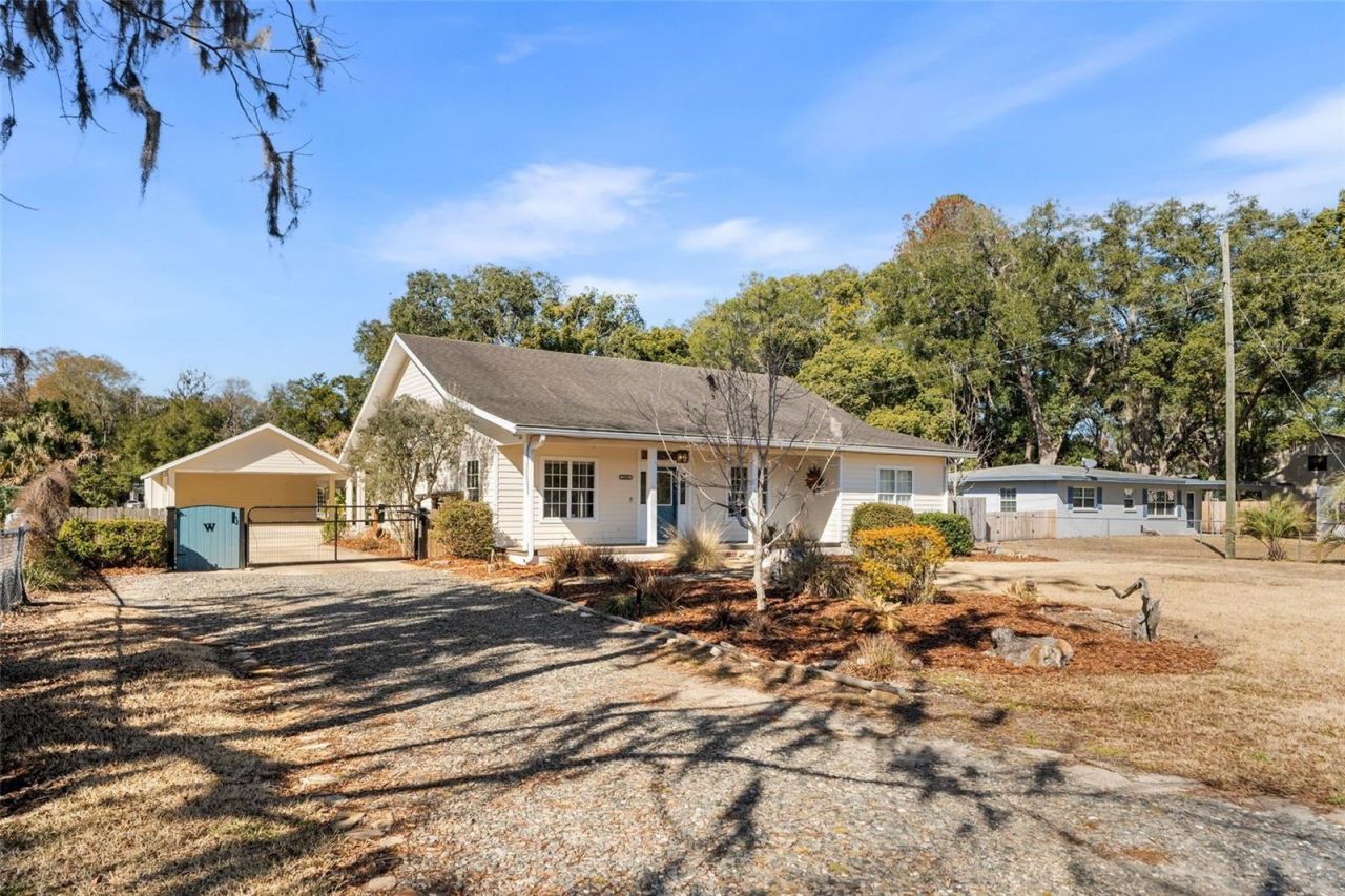 14904 NE 143 Terrace , Waldo, FL 32694 Photo