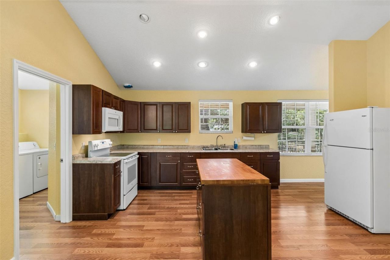 11274 S Riviera Drive , Homosassa, FL 34448 Photo