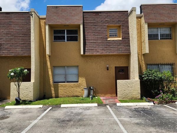 5733 BLUEBERRY COURT , Unit 119, LAUDERHILL, FL 33313