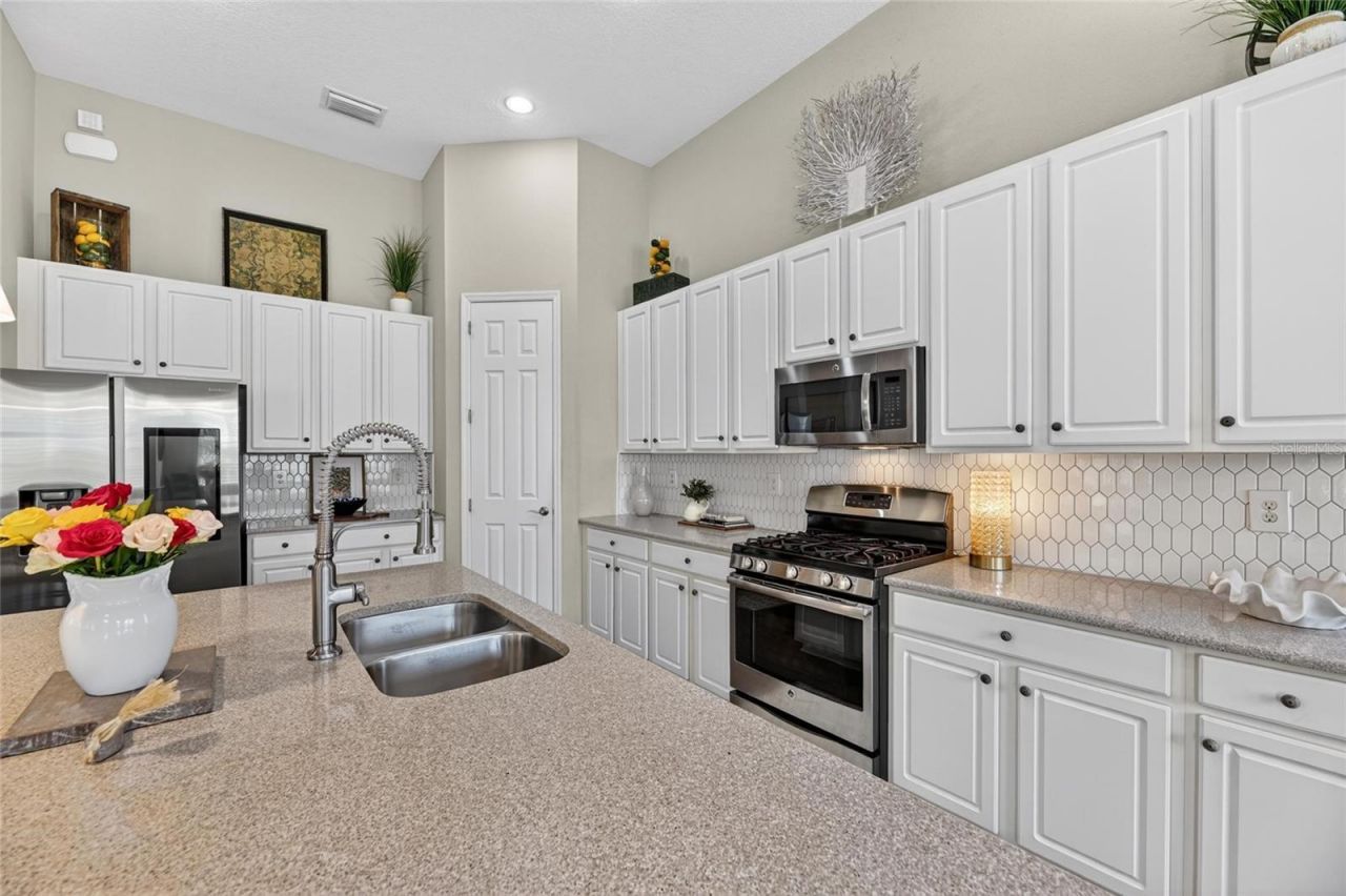 508 Winterside Drive, Apollo Beach, FL 33572 Photo