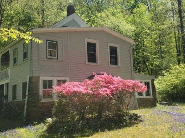 148 Mount Grove Rd, Lebanon, NJ 07830