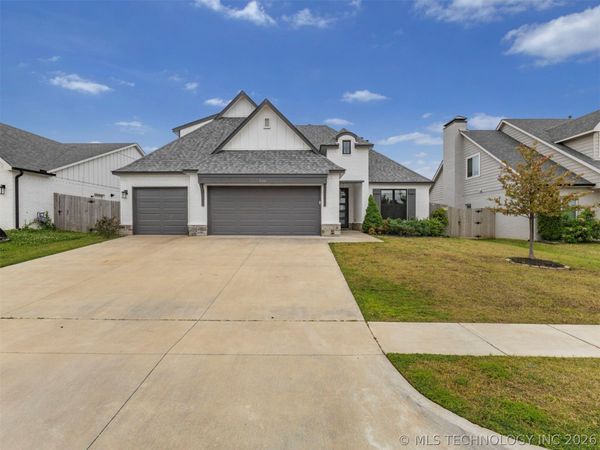 528 E 126th Street S, Jenks, OK 74037
