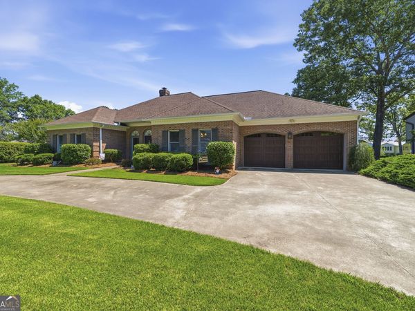 104 Spruce Point, Eatonton, GA 31024